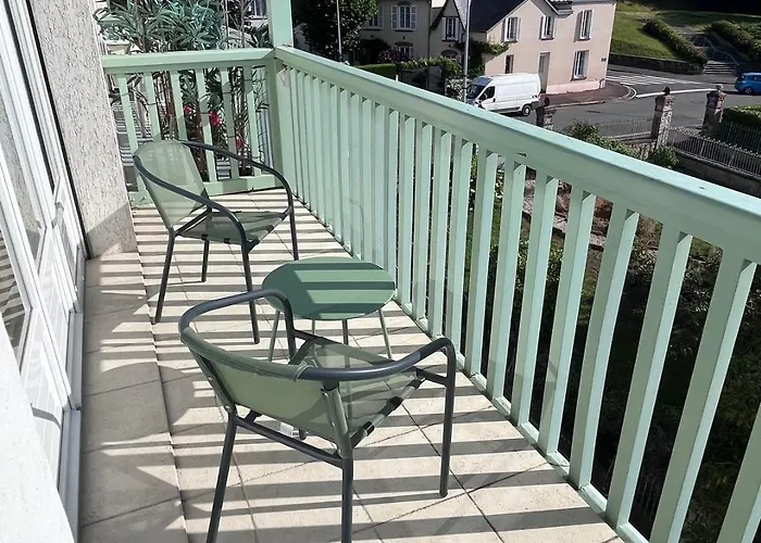 Fabuleux A Cote Du Chateau Апартаменты